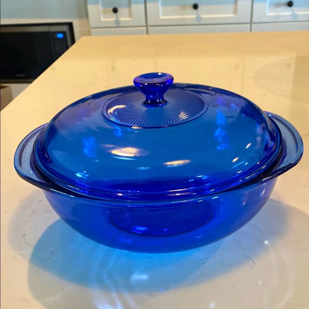 Vintage Pyrex #024 Cobalt Blue Glass 2 Qt. 2 L.  Casserole Dish